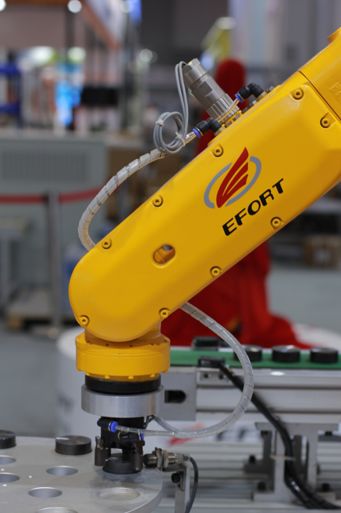 2025我国协作机器人产业解析