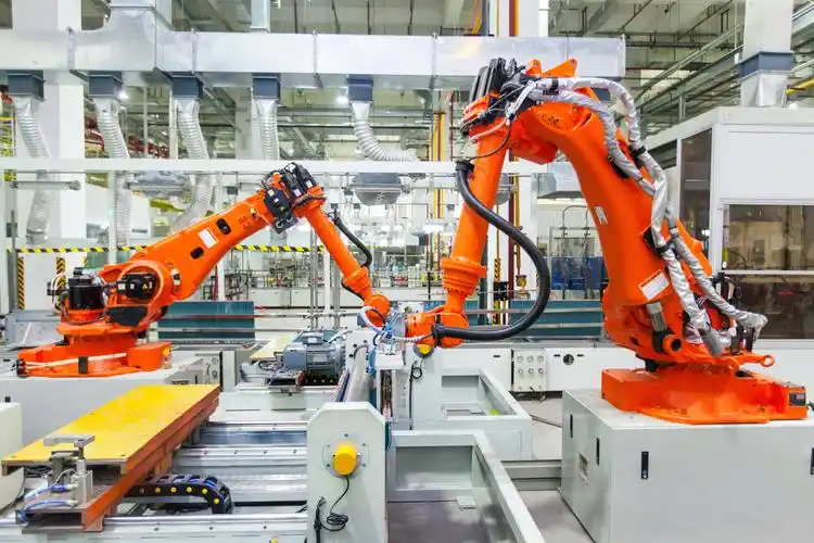 浙大联合企业发布Bolt 刷新全球全尺寸人形机器人速度纪录